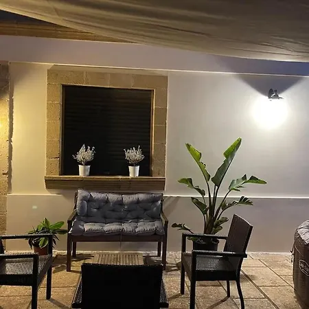 Palazzo Lussuoso 4 Stanze 4 Bagni Villa Racale