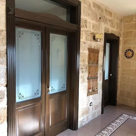 Palazzo Lussuoso 4 Stanze 4 Bagni Racale