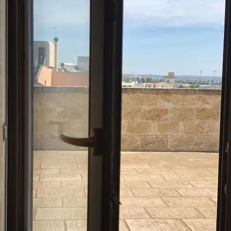 Villa Palazzo Lussuoso 4 Stanze 4 Bagni Racale