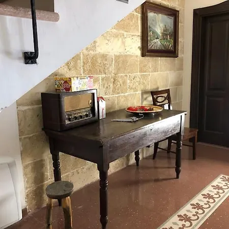 Villa Palazzo Lussuoso 4 Stanze 4 Bagni Racale