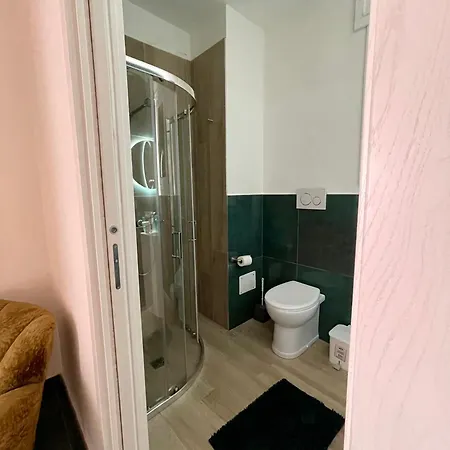 Palazzo Lussuoso 4 Stanze 4 Bagni